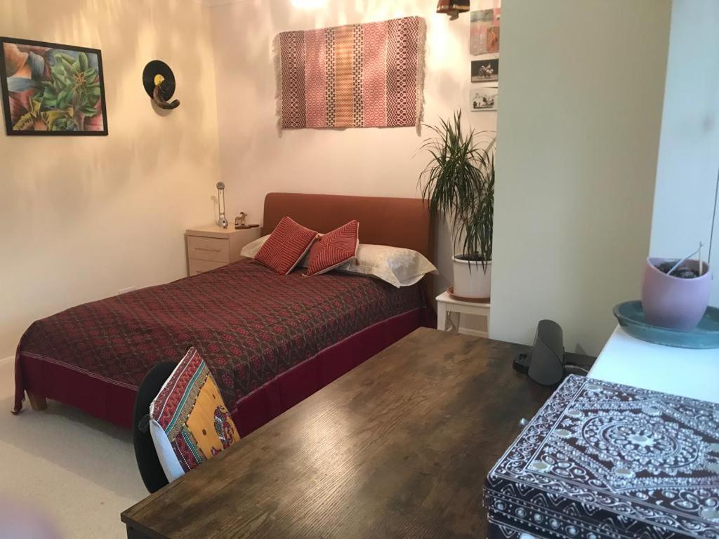 Serene Spacious Room Staines-upon-Thames Exteriér fotografie