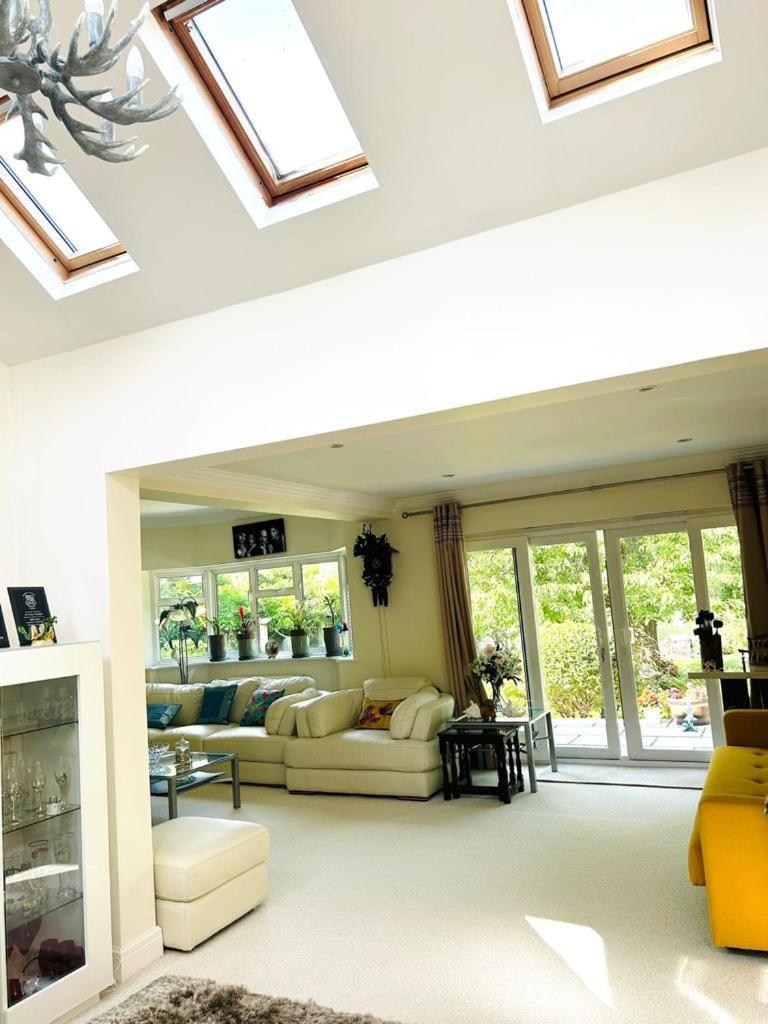 Serene Spacious Room Staines-upon-Thames Exteriér fotografie